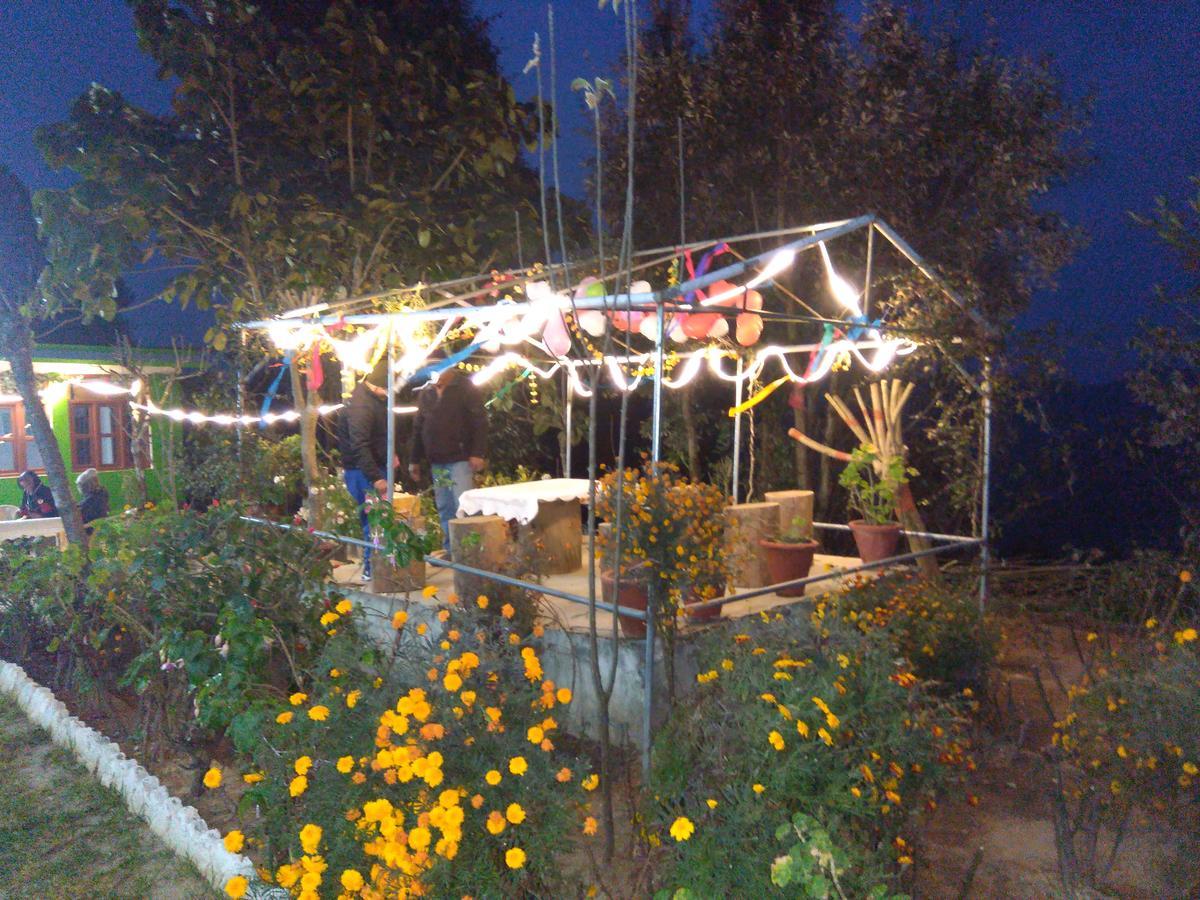 Maa Ananda Mayee Guest House บินซาร์ ภายนอก รูปภาพ
