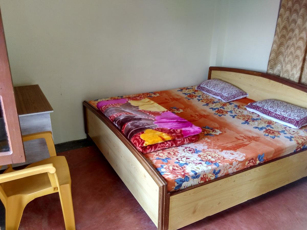 Maa Ananda Mayee Guest House บินซาร์ ภายนอก รูปภาพ