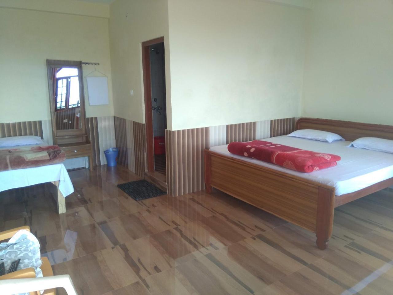 Maa Ananda Mayee Guest House บินซาร์ ภายนอก รูปภาพ